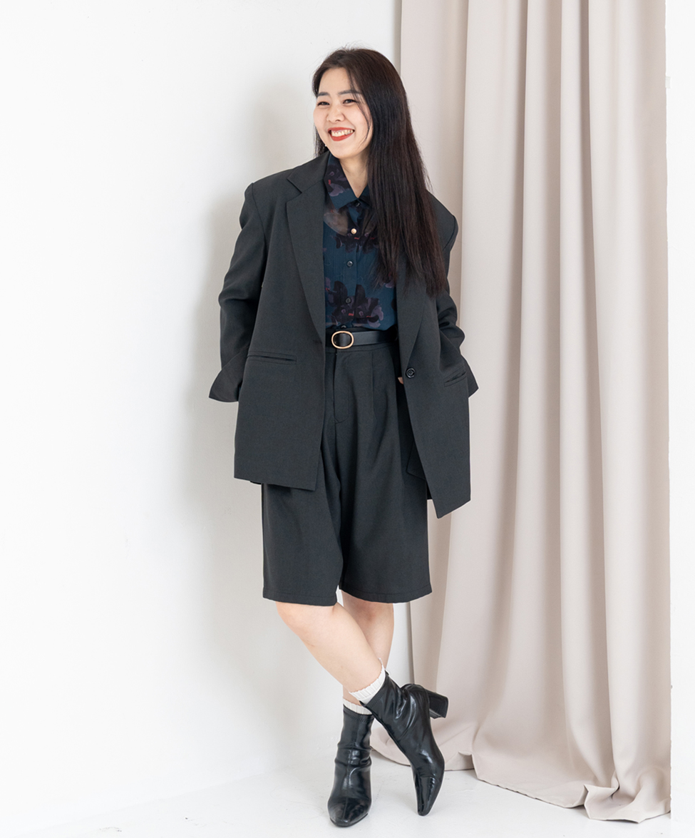 GT x Ivy Liu 聯名款-側界開衩西裝外套