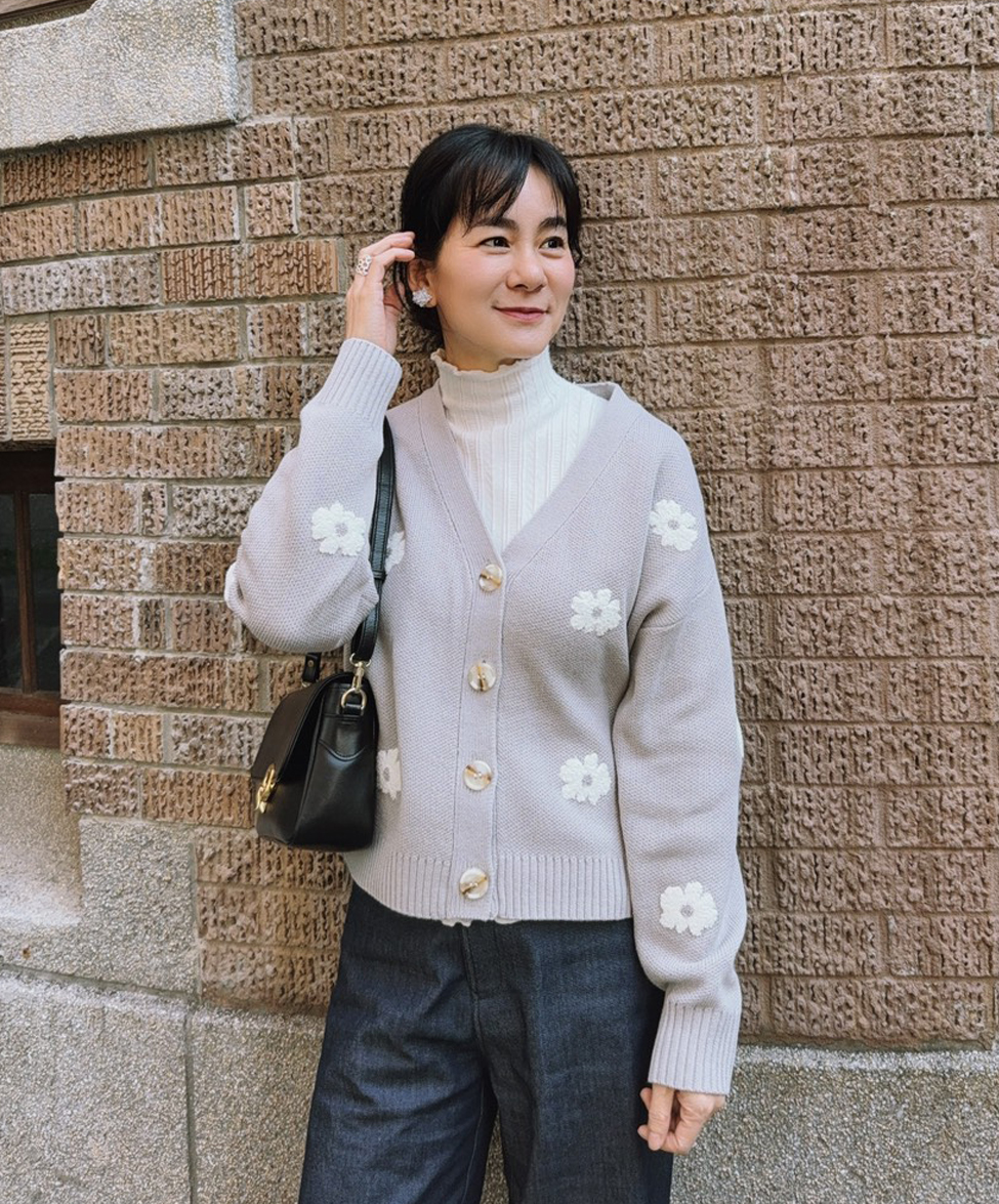 GT 立體鬼針草針織外套