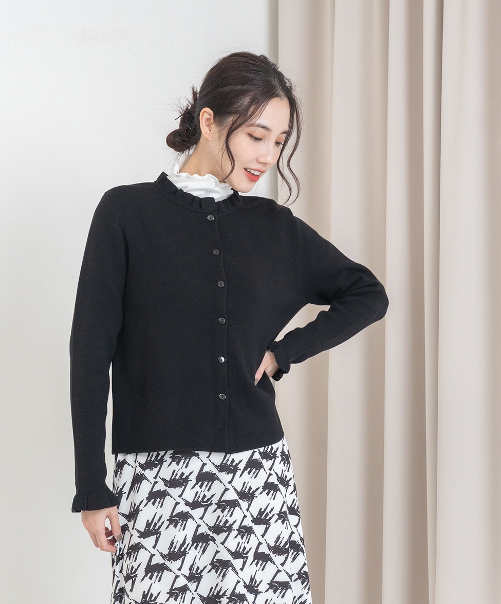 GT 荷葉捲邊開釦針織上衣