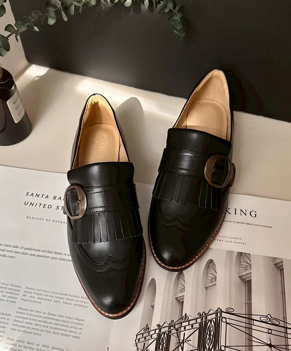 GT 全真皮小流蘇公爵平底鞋