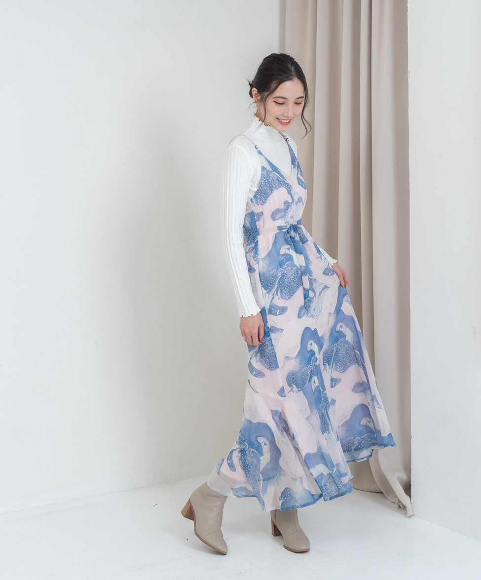 GT Print 插畫家聯名款細肩帶斜魚尾長洋裝